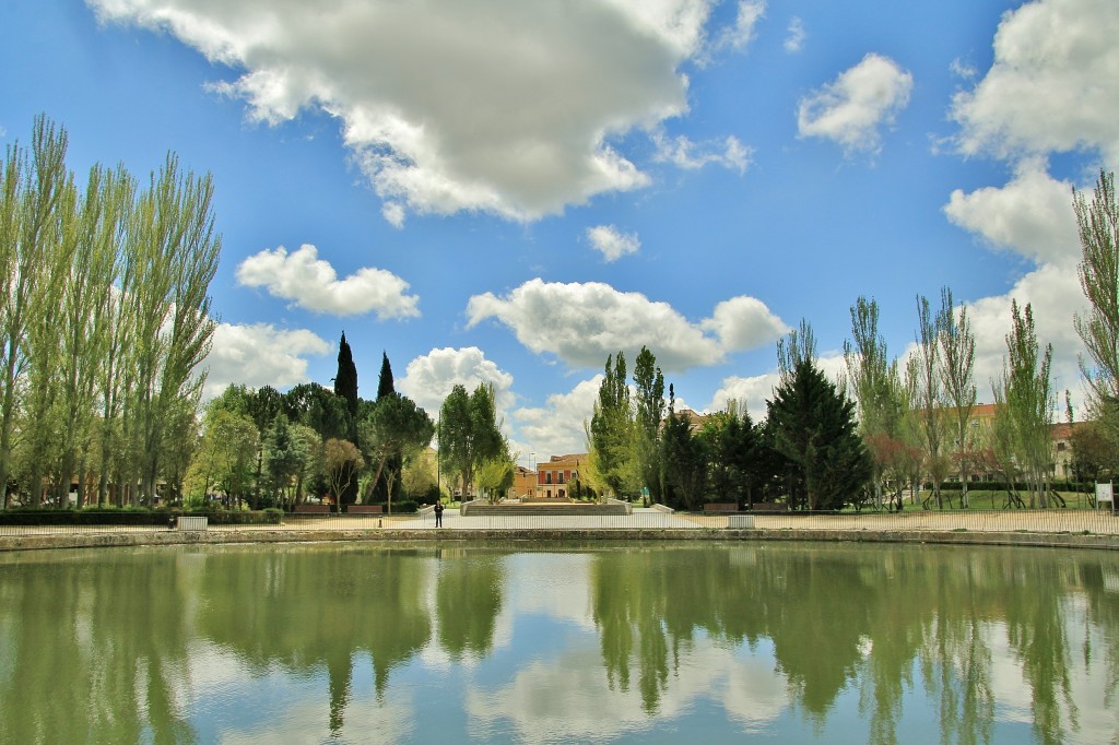 Foto: Canal de Castilla - Medina de Rioseco (Valladolid), España