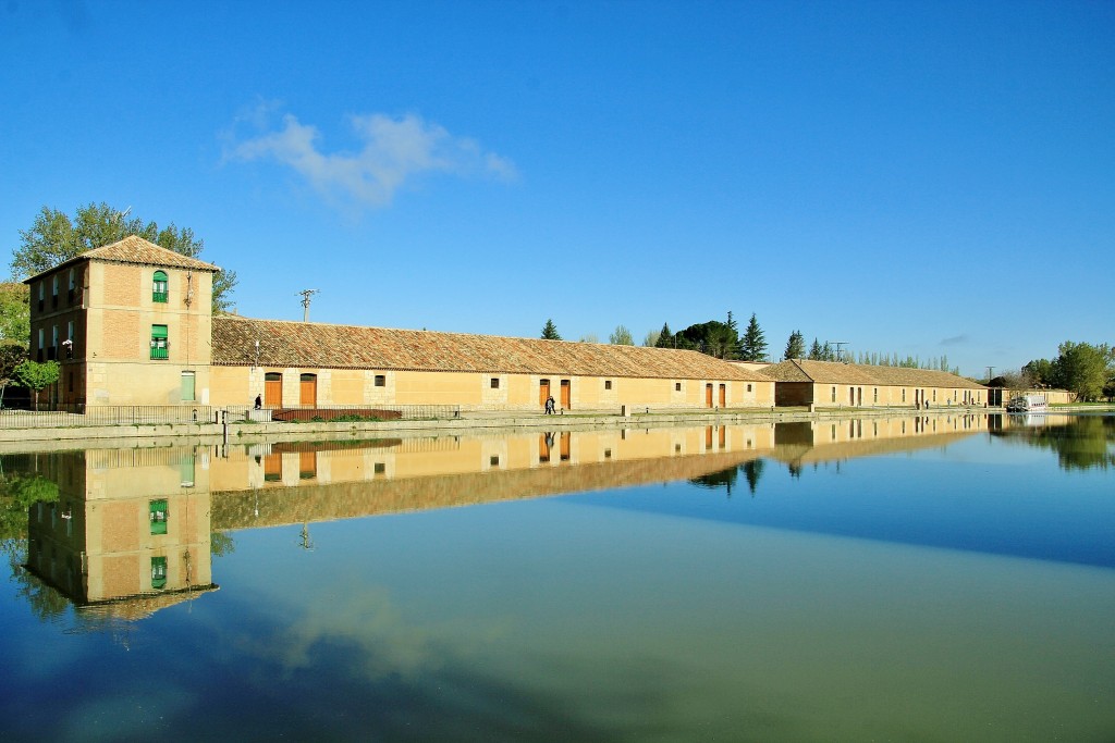 Foto: Canal de Castilla - Medina de Rioseco (Valladolid), España