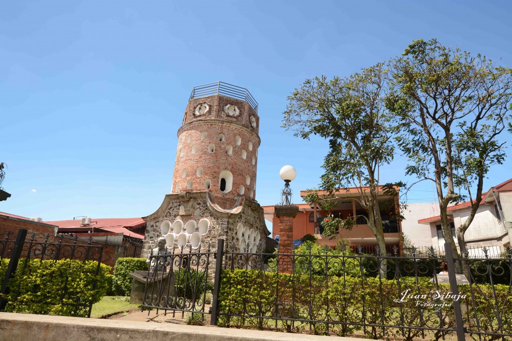 Foto: PARQUE CENTRAL DE HEREDIA - Heredia, Costa Rica