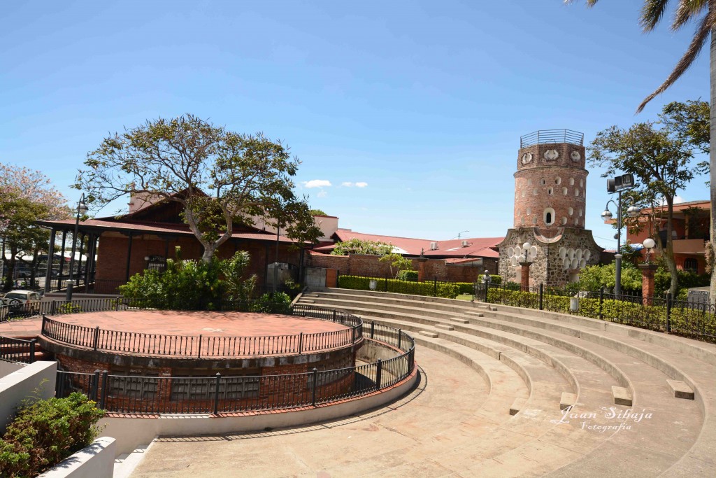 Foto: PARQUE CENTRAL DE HEREDIA - Heredia, Costa Rica