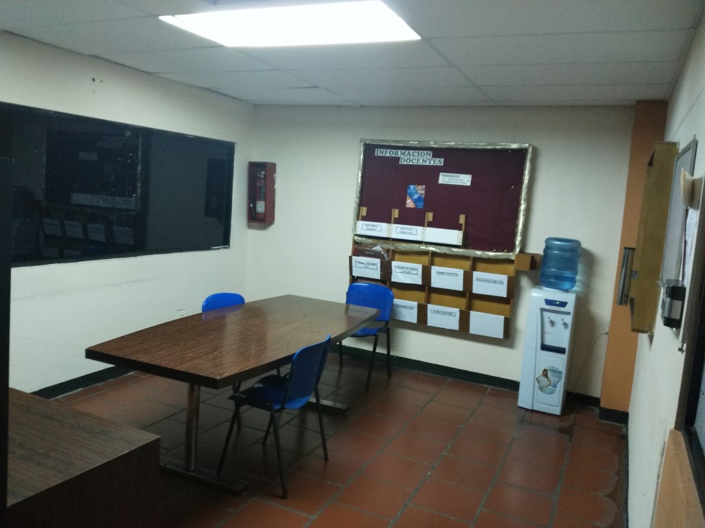 Foto: Sala de Profesores, IUTAJS - Barquisimeto, Centro (Lara), Venezuela