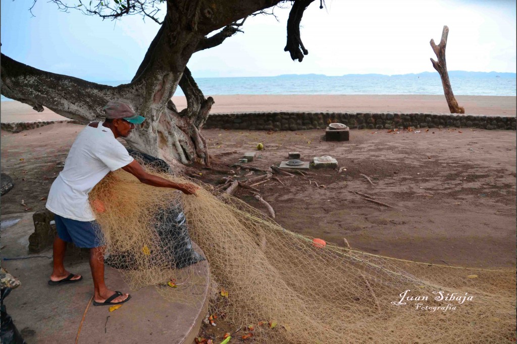 Foto de Playa Leona (Puntarenas), Costa Rica