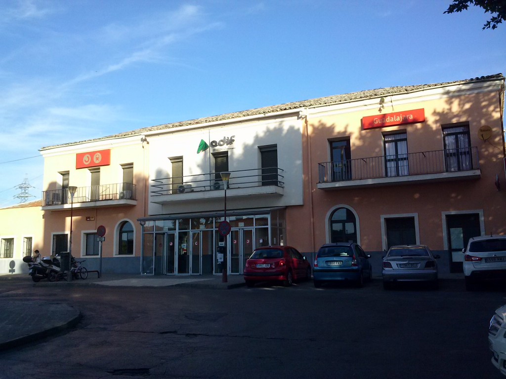 Foto: Guadalajara. Estación de ferrocarril - Guadalajara (Castilla La Mancha), España