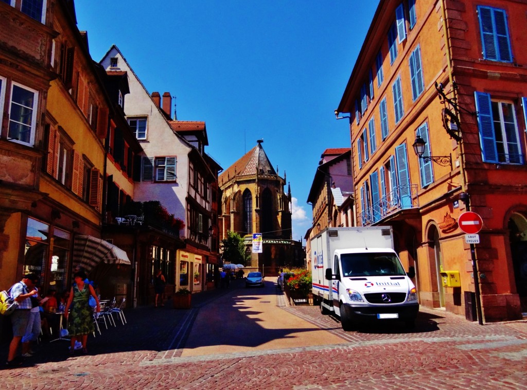 Foto: Rue de l'Église - Colmar (Alsace), Francia