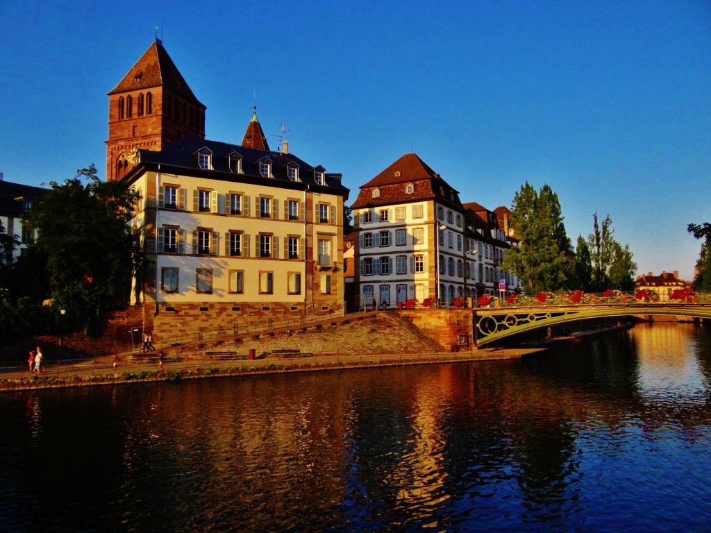 Foto: Quai Saint-Thomas - Strasbourg (Alsace), Francia