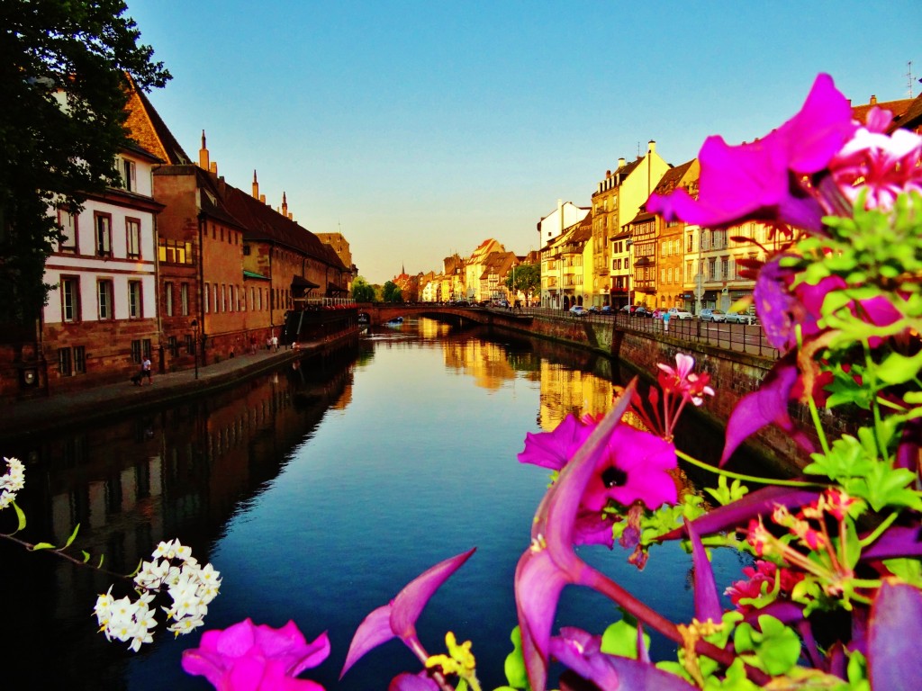 Foto: Quai Saint-Nicolas - Strasbourg (Alsace), Francia