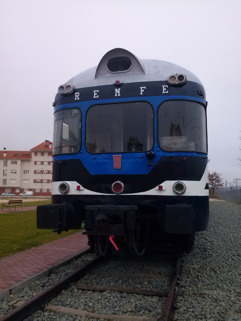 Foto: Restauración del TER 597-001-7 - Calatayud (Zaragoza), España