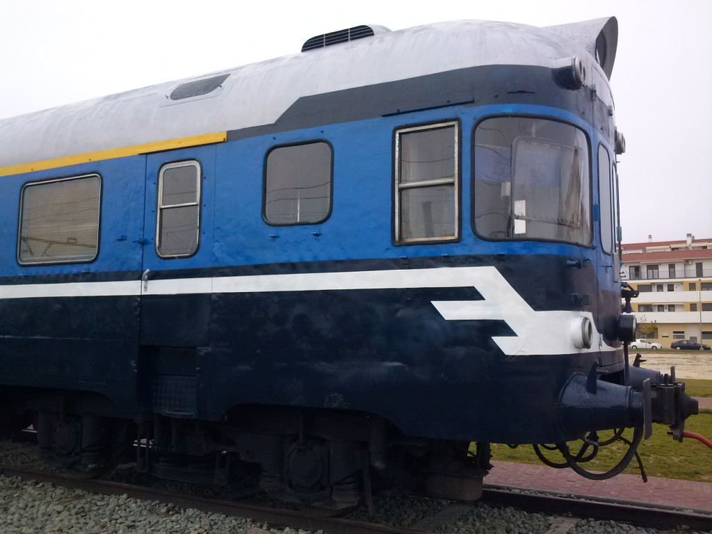 Foto: Restauración del TER 597-001-7 - Calatayud (Zaragoza), España