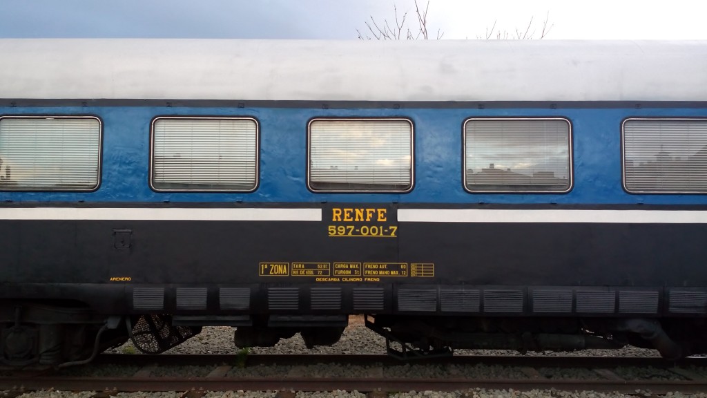 Foto: TER 597-001-7 - Calatayud (Zaragoza), España