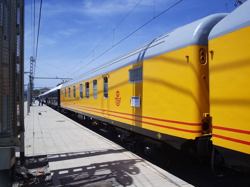 Foto: Tren Azul - Calatayud (Zaragoza), España