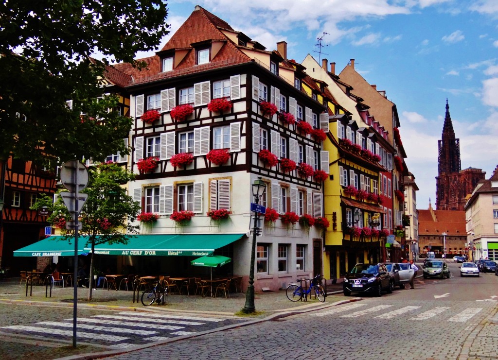 Foto: Place de l'Hôpital - Strasbourg (Alsace), Francia