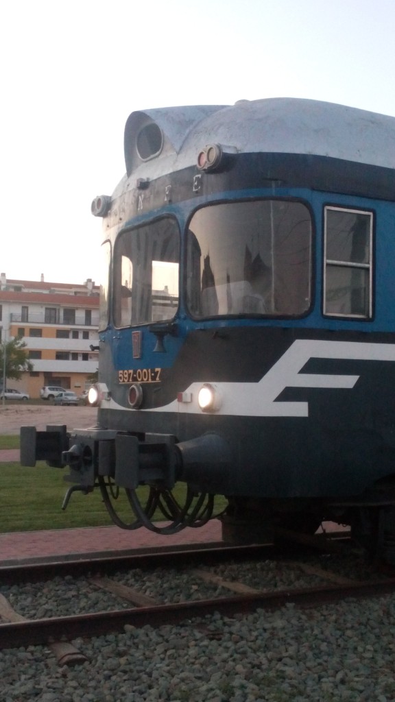 Foto: Tren TER fuera de servicio - Calatayud (Zaragoza), España