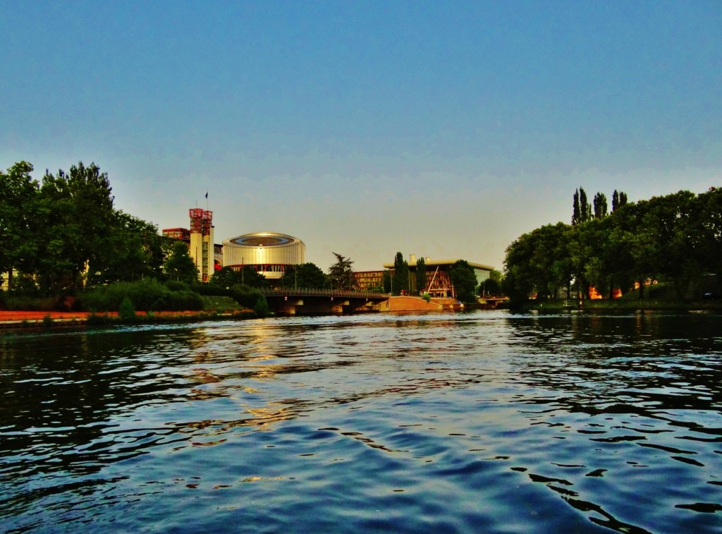 Foto: Cour Européenne des Droits de l'Homme - Strasbourg (Alsace), Francia