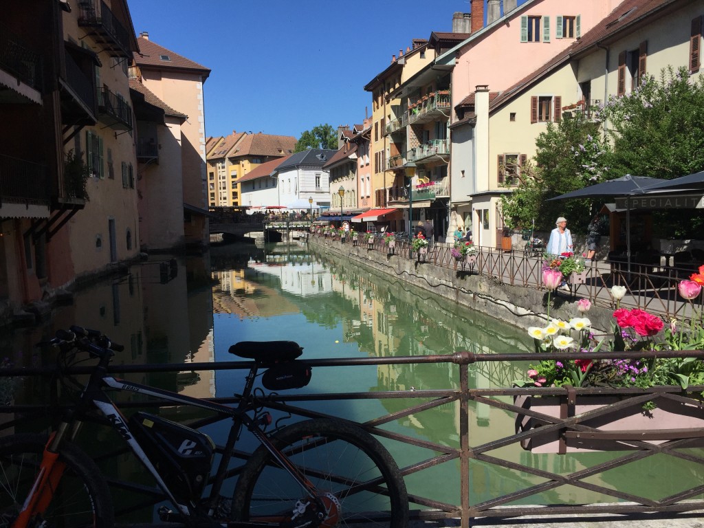 Foto de Annency (Languedoc-Roussillon), Francia