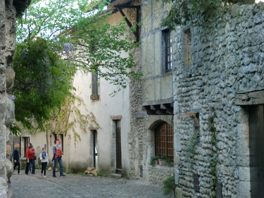 Foto de Perouges (Bourgogne), Francia