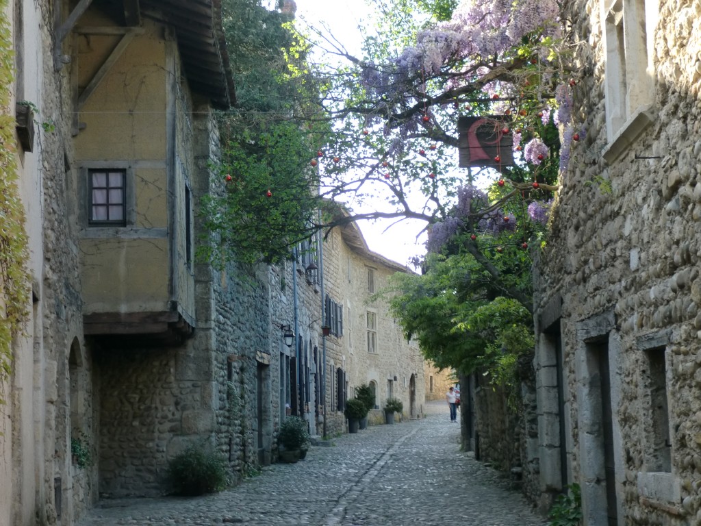 Foto de Perouges (Bourgogne), Francia