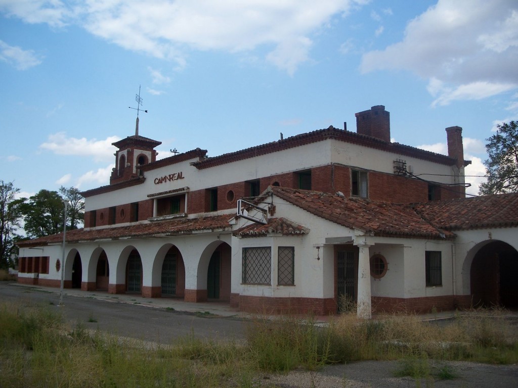 Foto: Edificio de viajeros de 1933 - Caminreal (Teruel), España