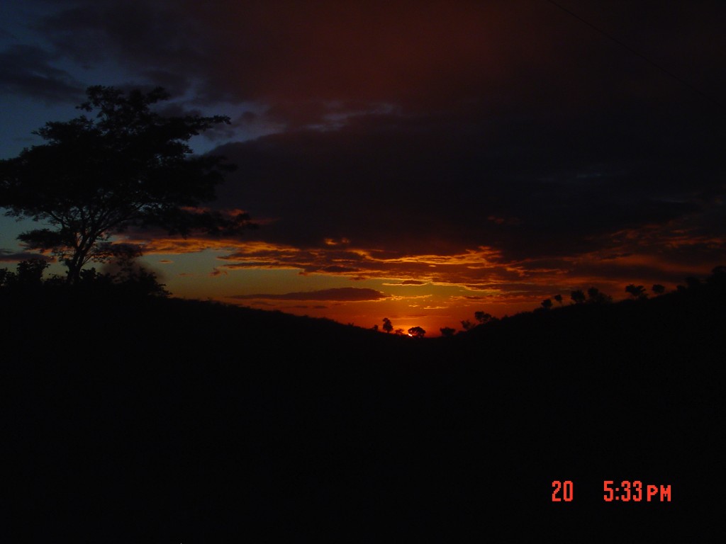 Foto: Crepusculo en la colonia Arias Lagos - Choluteca, Honduras