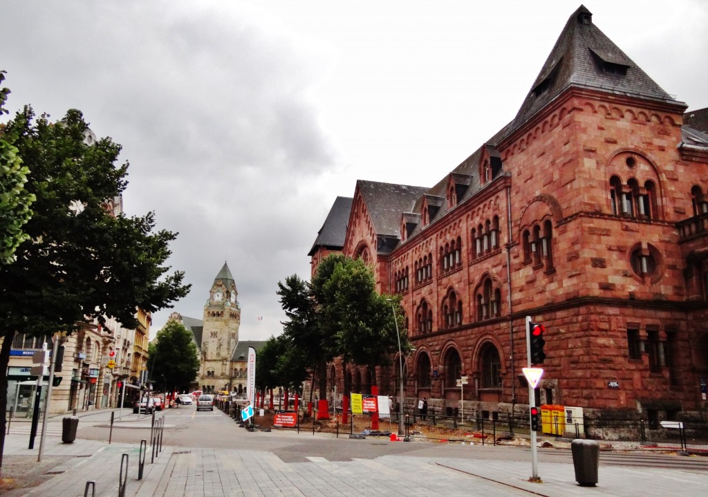 Foto: Gare de Metz-Ville et Hôtel des Postes - Metz (Lorraine), Francia