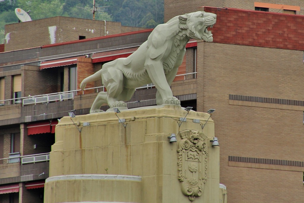 Foto: Detalle de un edificio - Bilbao (Vizcaya), España