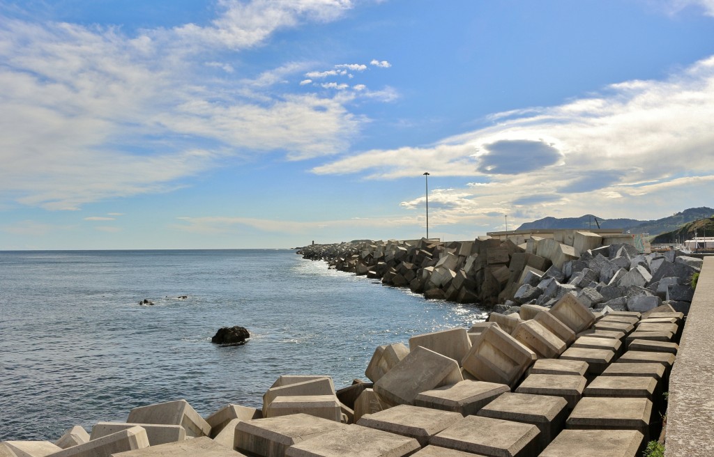 Foto: Rompeolas - Bermeo (Vizcaya), España