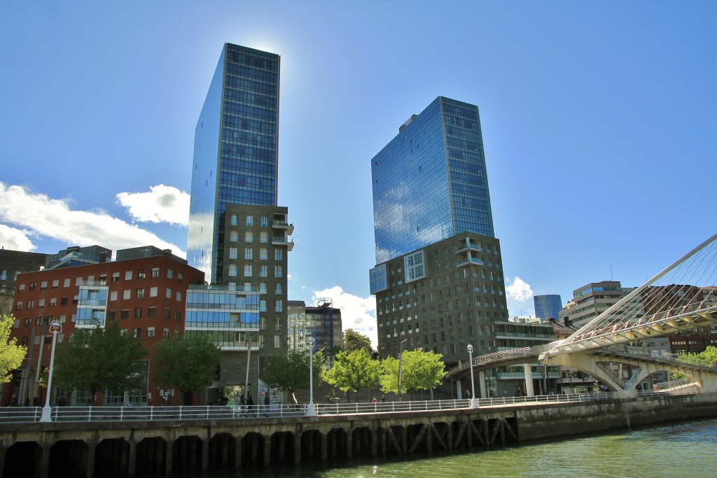 Foto: Navegando por la Ria de Bilbao - Bilbao (Vizcaya), España