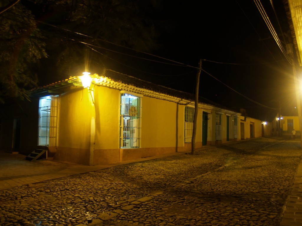 Foto: Esquina del farol - Trinidad de Cuba (Sancti Spíritus), Cuba