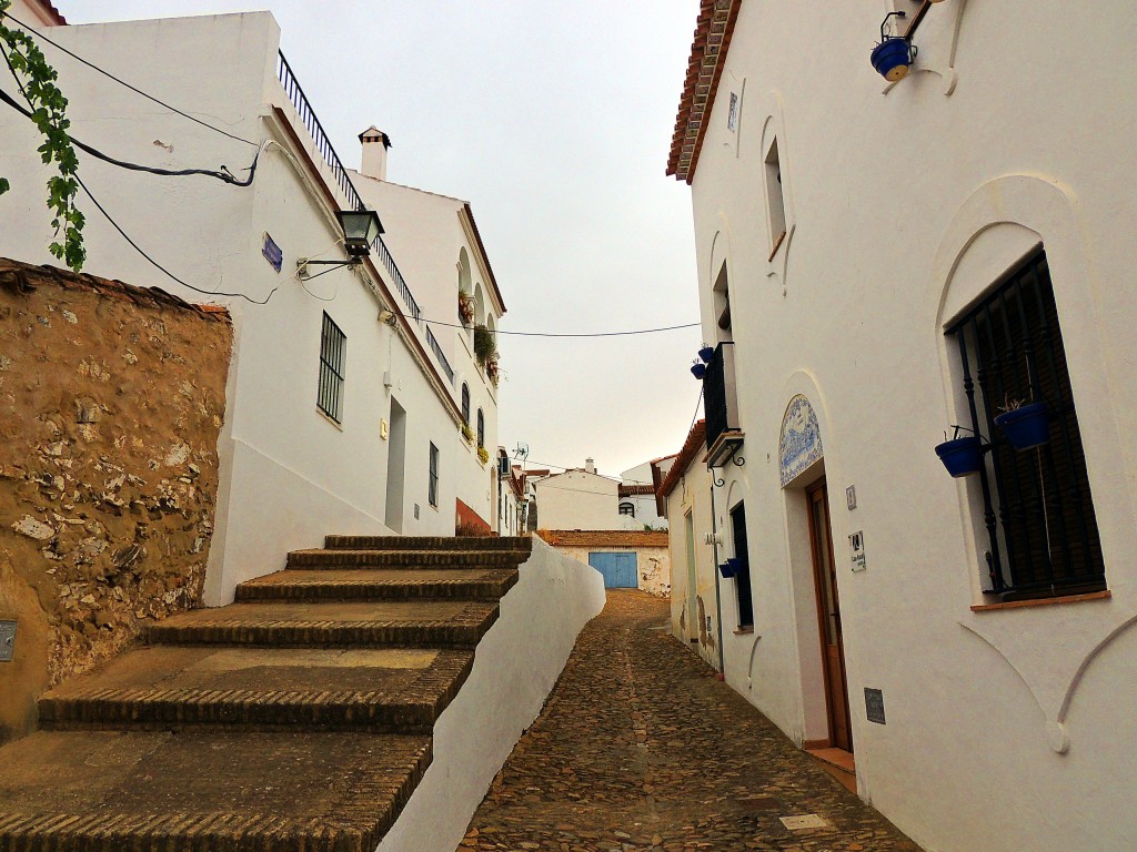 Foto: Calle Angosta - Sanlucar de Guadiana (Huelva), España