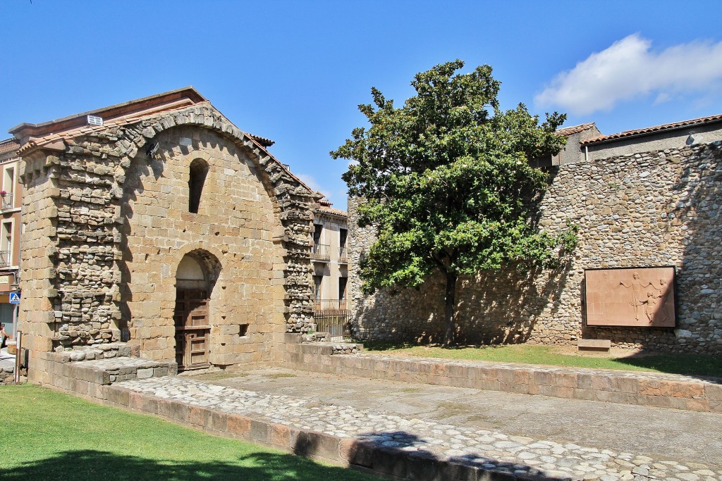 Foto: Centro histórico - Sant Joan de les Abadesses (Girona), España