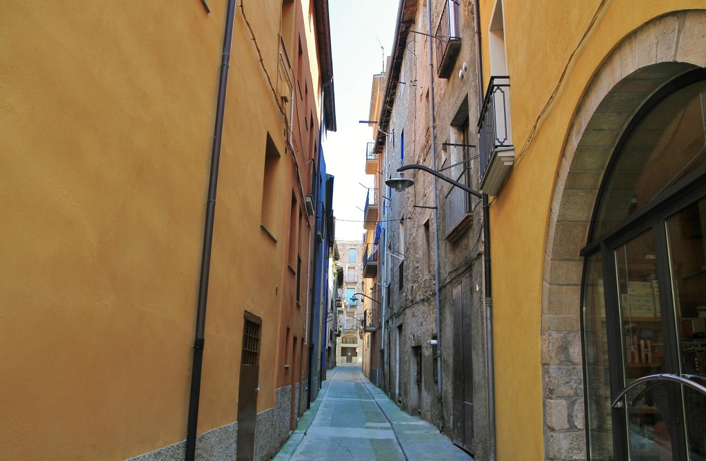 Foto: Centro histórico - Sant Joan de les Abadesses (Girona), España