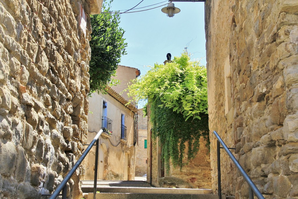 Foto: Centro histórico - Ullastret (Girona), España