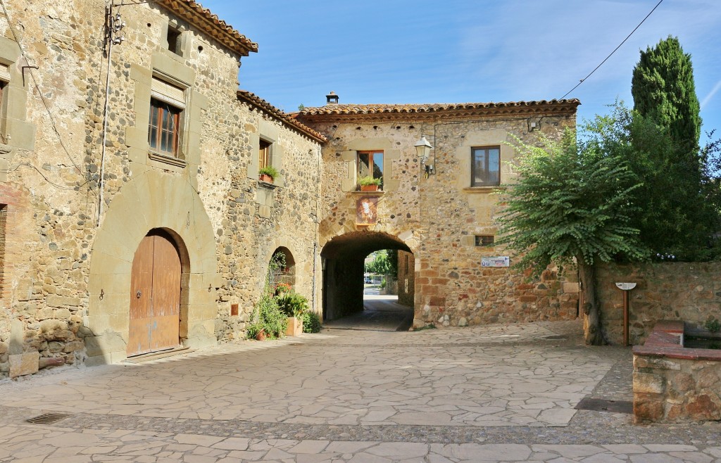 Foto: Centro histórico - Pubol (Girona), España