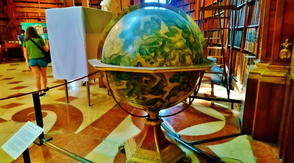 Foto: Prunksaal der Österreichischen Nationalbibliothek - Wien (Vienna), Austria