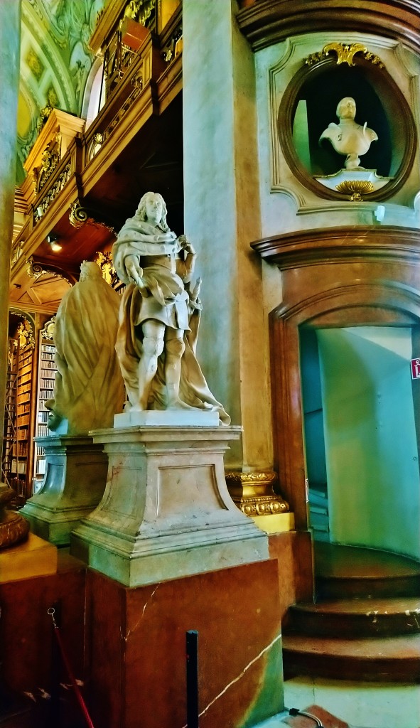 Foto: Prunksaal der Österreichischen Nationalbibliothek - Wien (Vienna), Austria