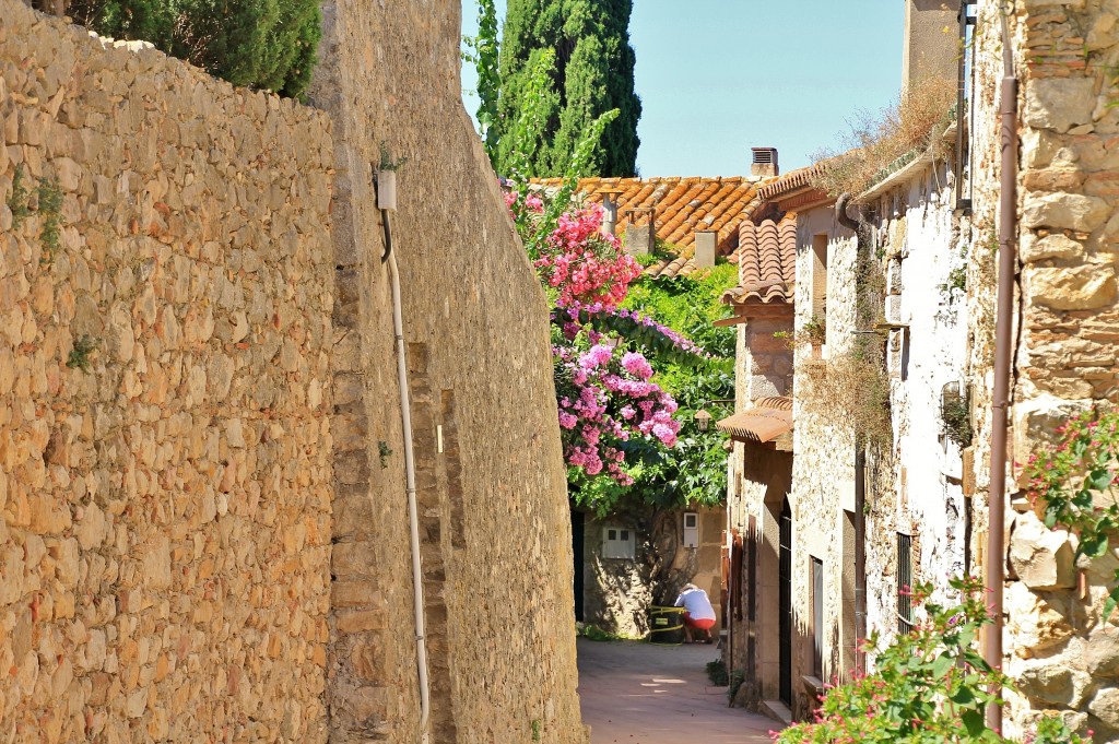 Foto: Centro histórico - Sant Martí d´Empuries (Girona), España