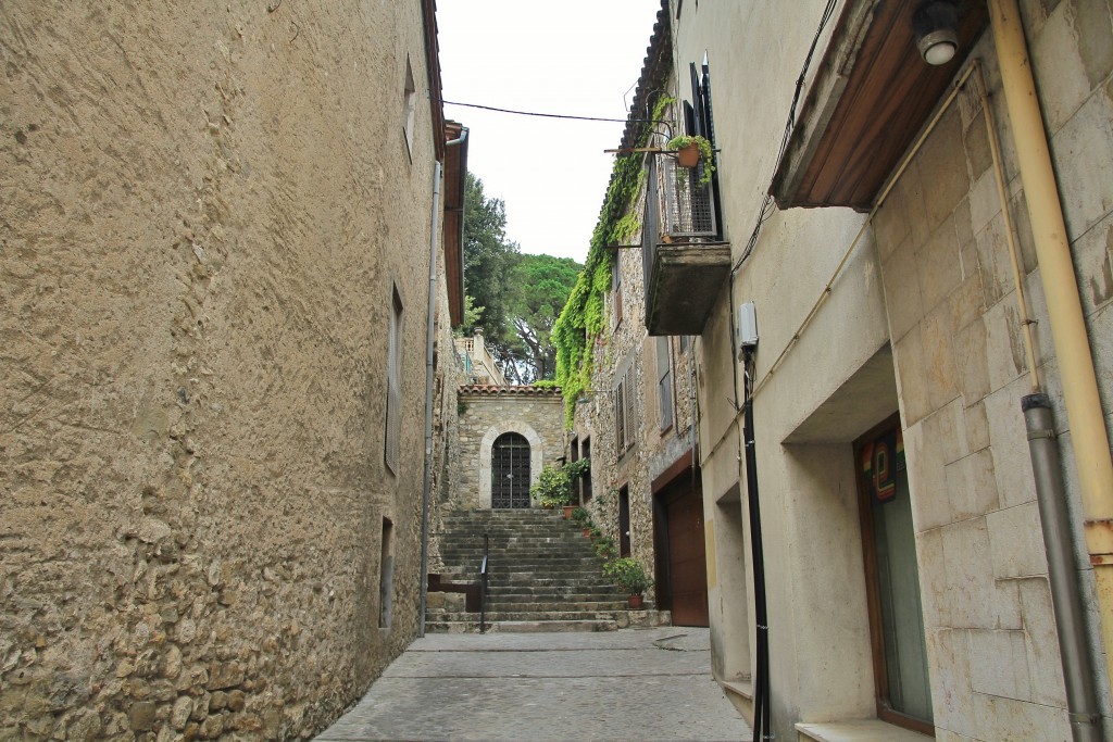 Foto: Centro histórico - Besalú (Girona), España