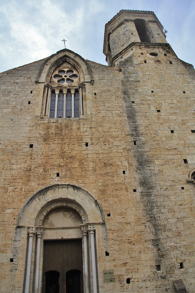 Foto: Centro histórico - Besalú (Girona), España