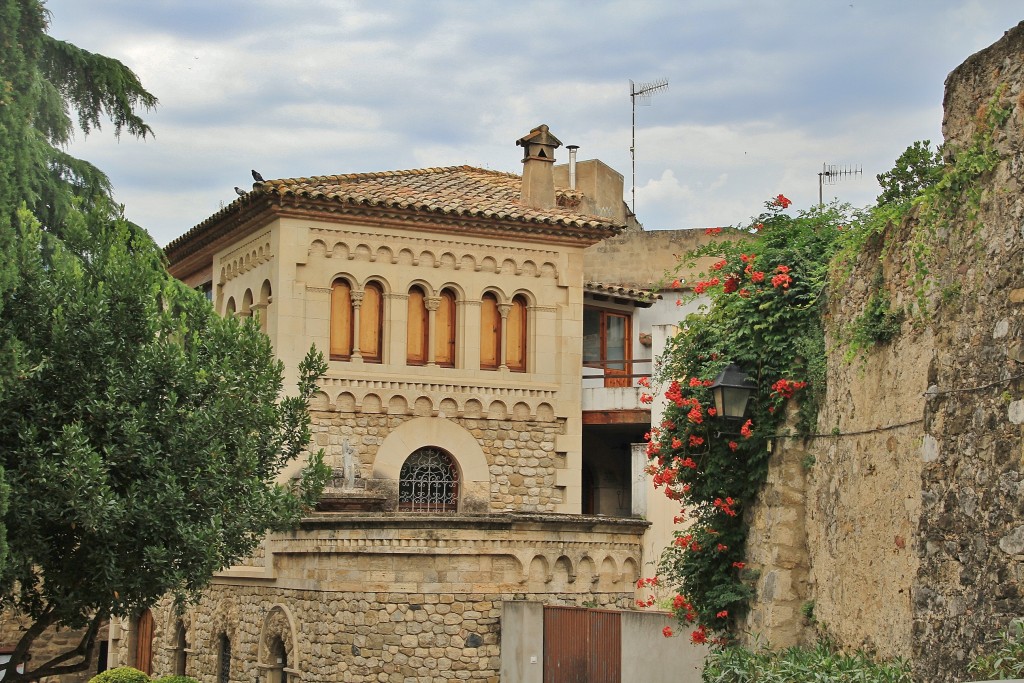 Foto: Centro histórico - Besalú (Girona), España