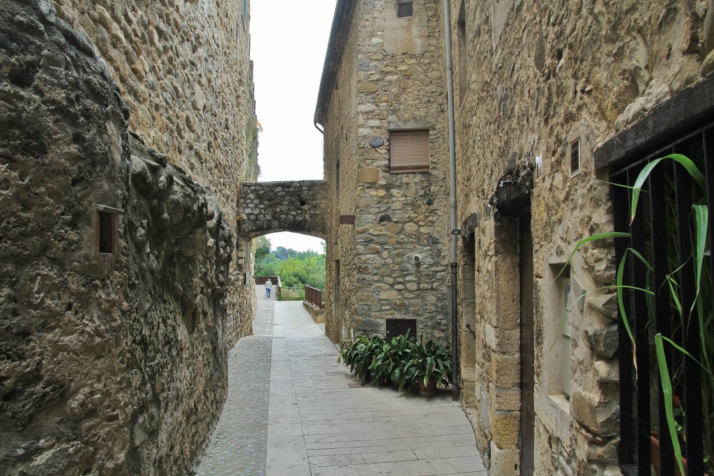 Foto: Centro histórico - Besalú (Girona), España