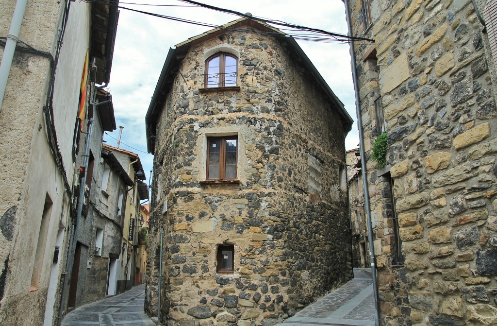 Foto: Centro histórico - Castellfollit de la Roca (Girona), España