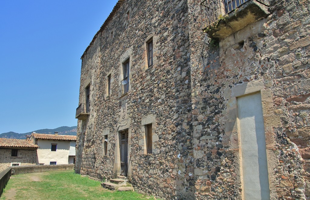 Foto: Centro histórico - Santa Pau (Girona), España