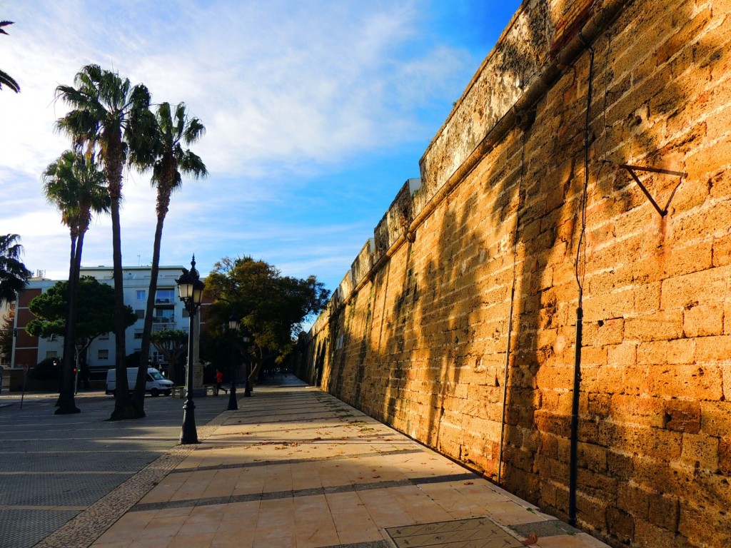 Foto: Murallas de San Carlos - Cádiz (Andalucía), España