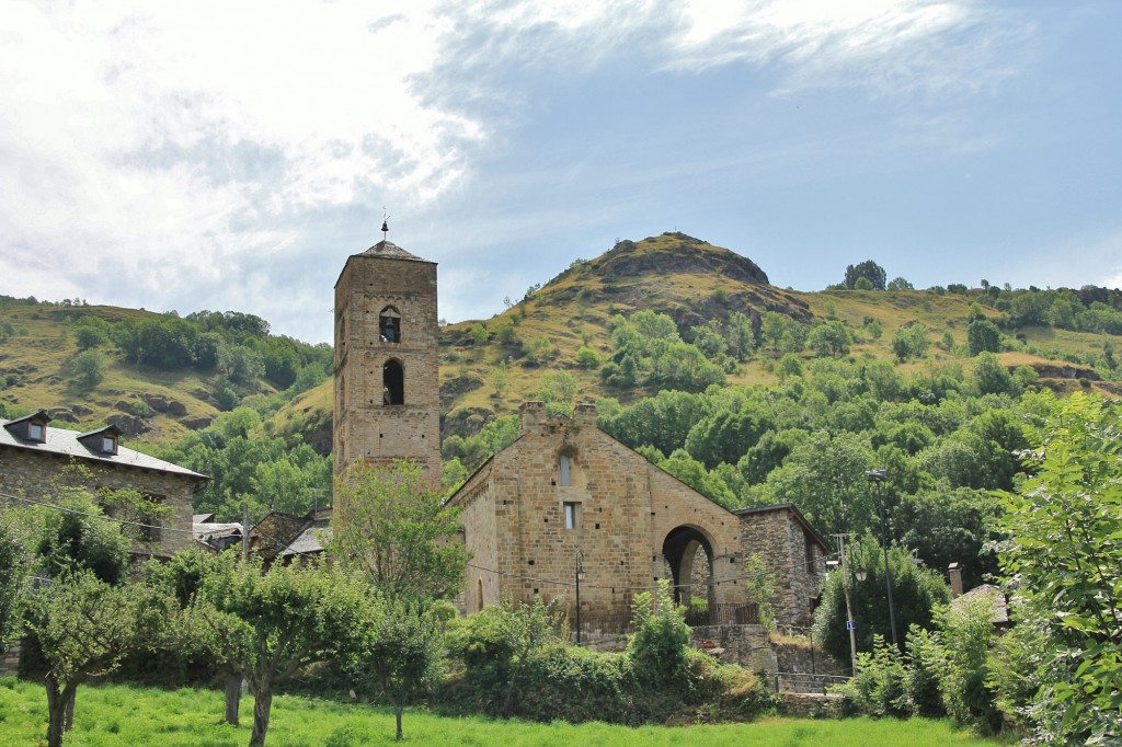 Foto: Iglesia de la Natividad - Durro (Cataluña), España
