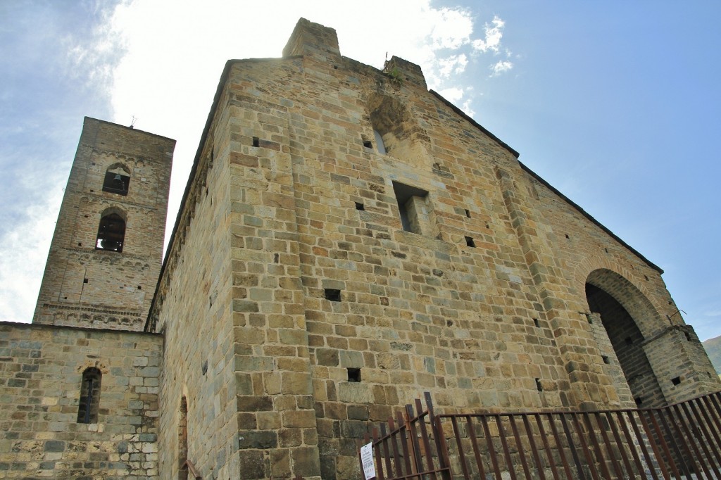 Foto: Iglesia de la Natividad - Durro (Cataluña), España