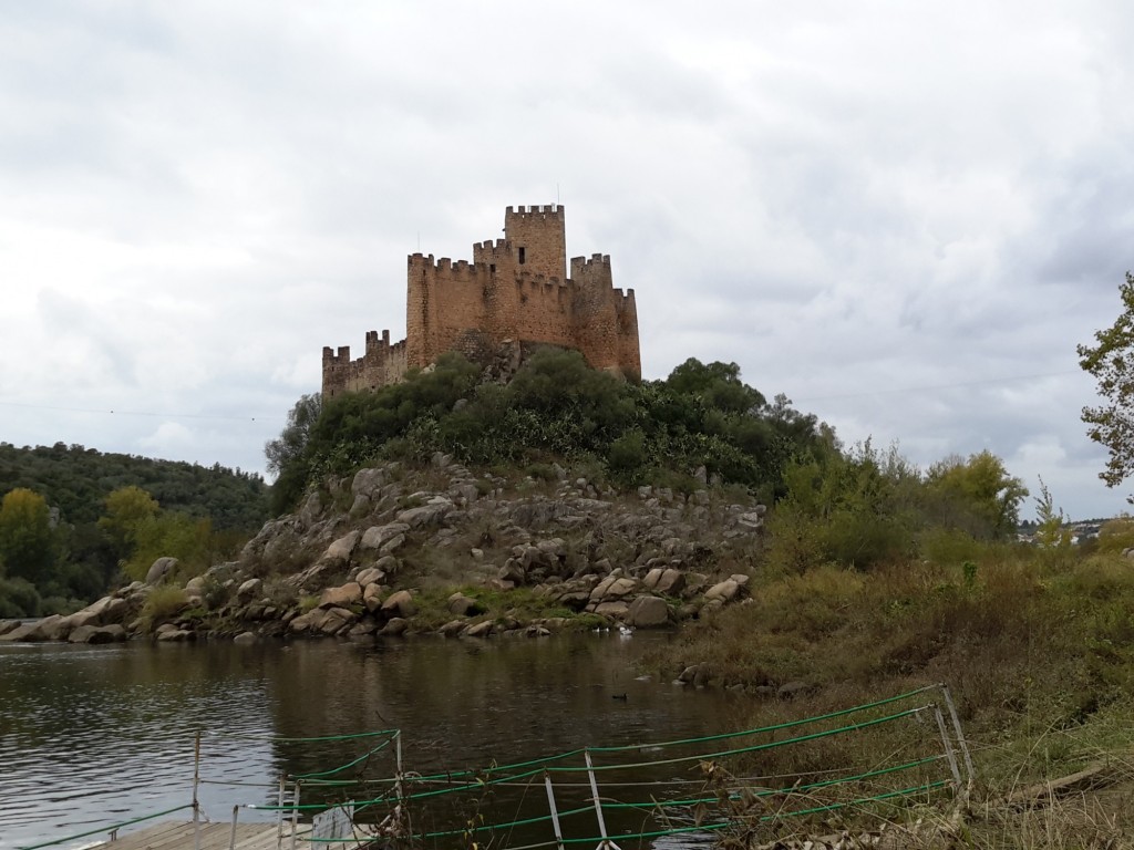 Foto: Castelo de Almourol - Vila Nova da Barquinha, Portugal