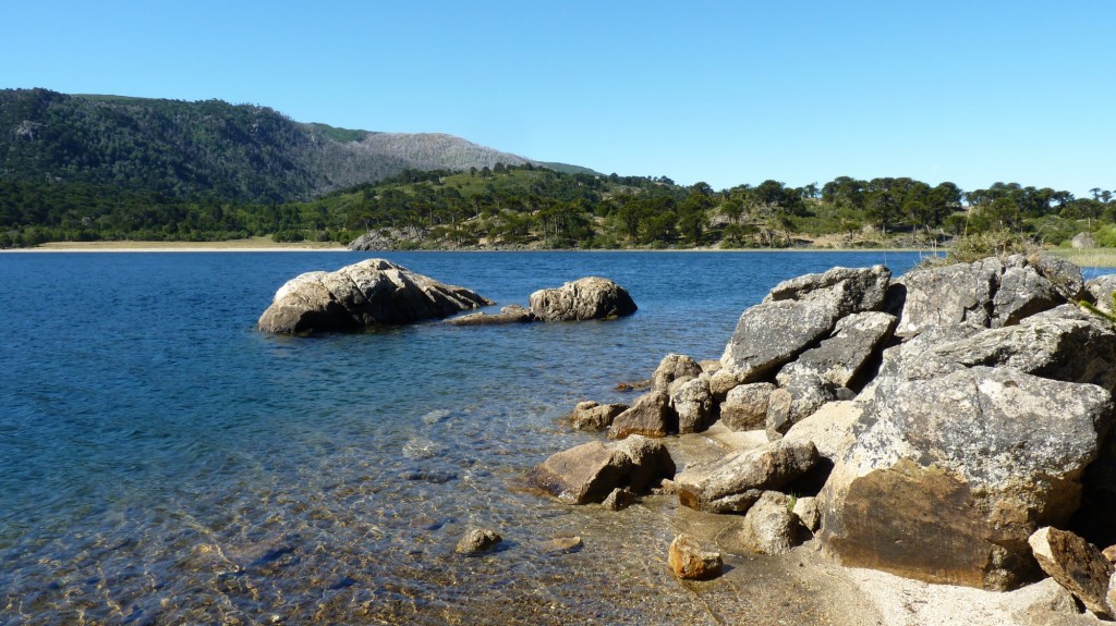 Foto: Lago Rucachoroi - Aluminé (Neuquén), Argentina