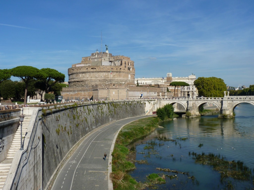 Foto: Puente y Castel Santángelo - Roma (Latium), Italia
