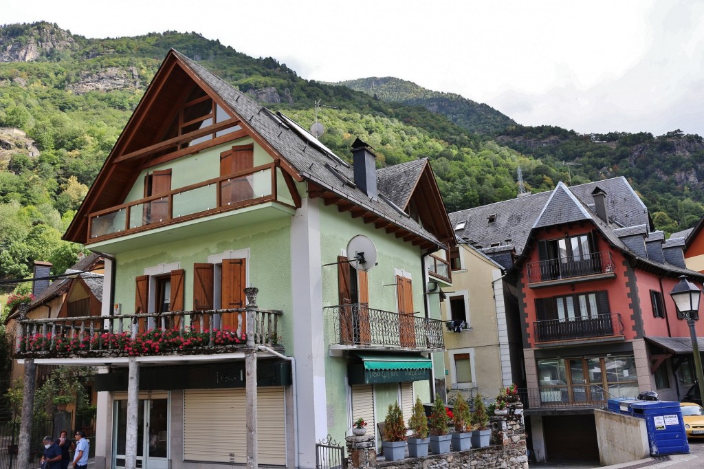 Foto: Centro histórico - Les (Cataluña), España
