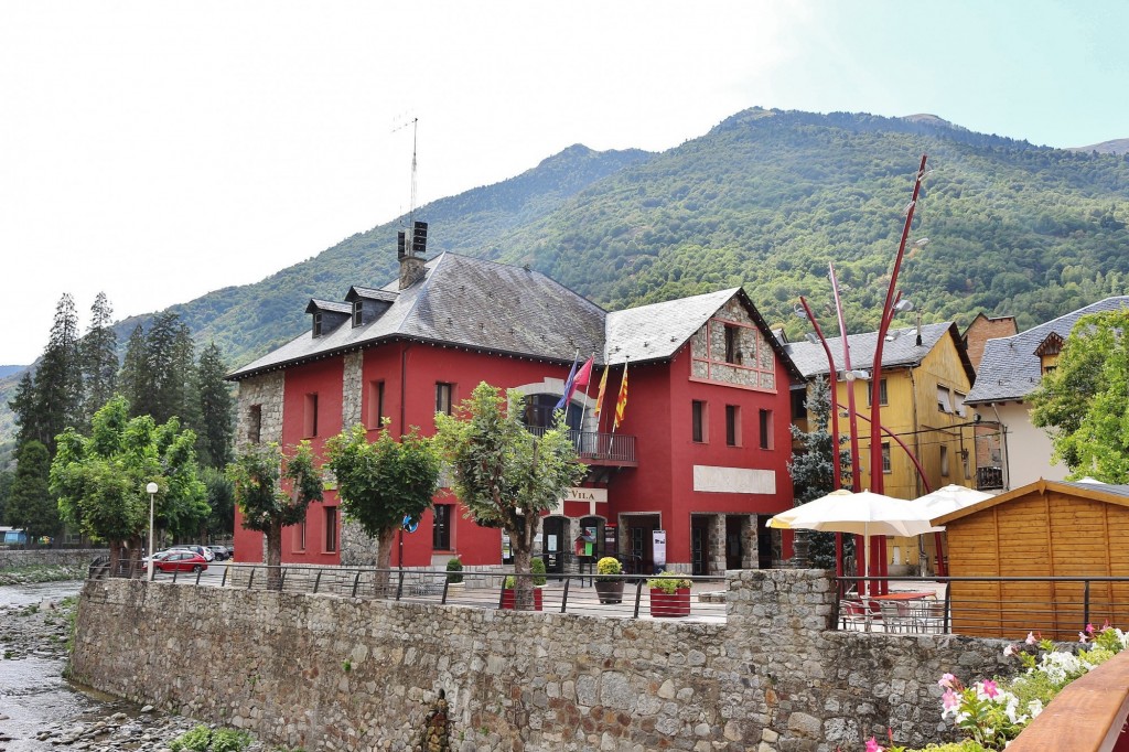 Foto: Centro histórico - Les (Cataluña), España