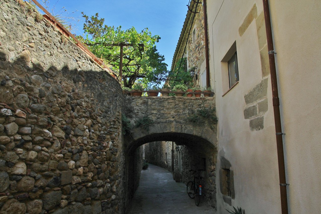 Foto: Centro histórico - Corçà (Girona), España